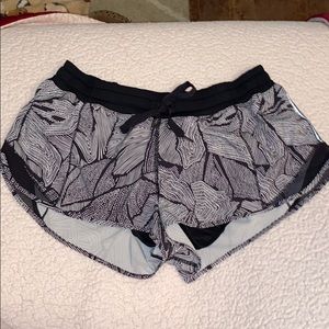 Lululemon Hotty Hot Shorts